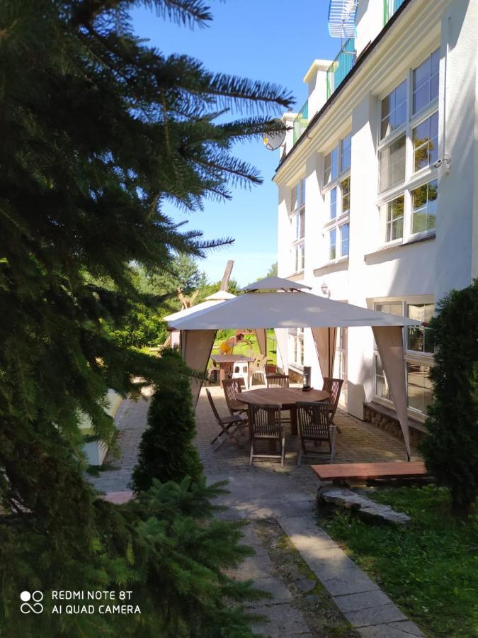 Dwor Nad Jeziorem W Bieniaszach Milakowo Exterior foto
